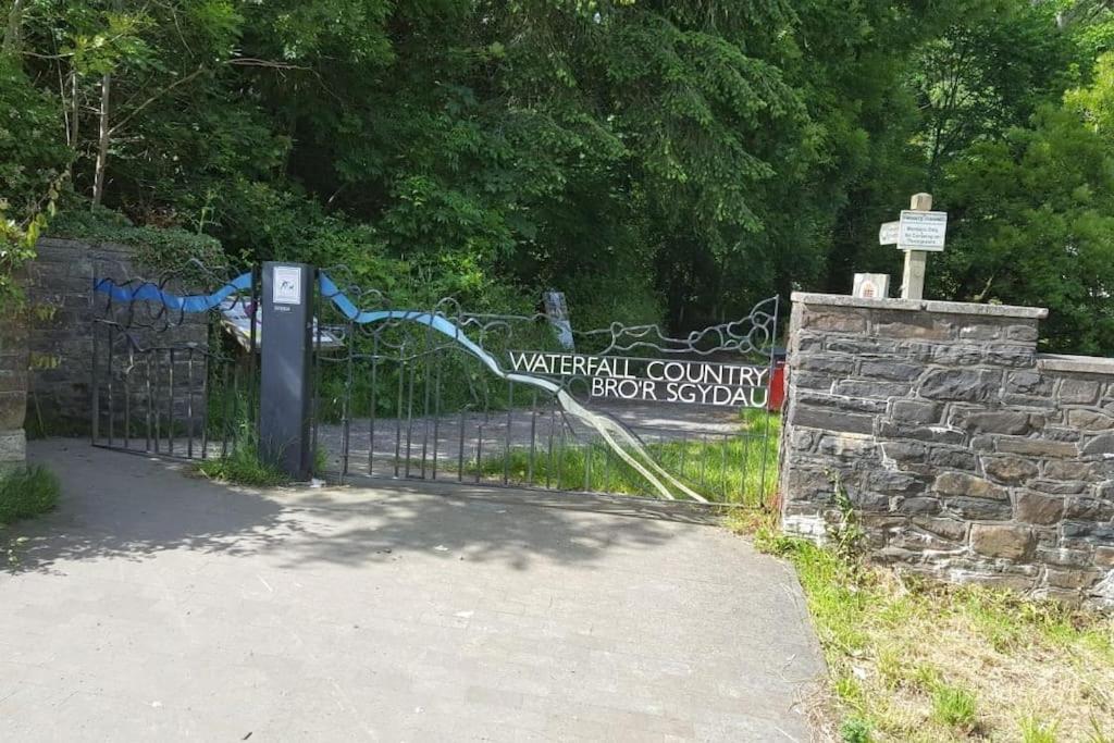 Mellte Avenue - Waterfalls House Pontneddfechan Zewnętrze zdjęcie